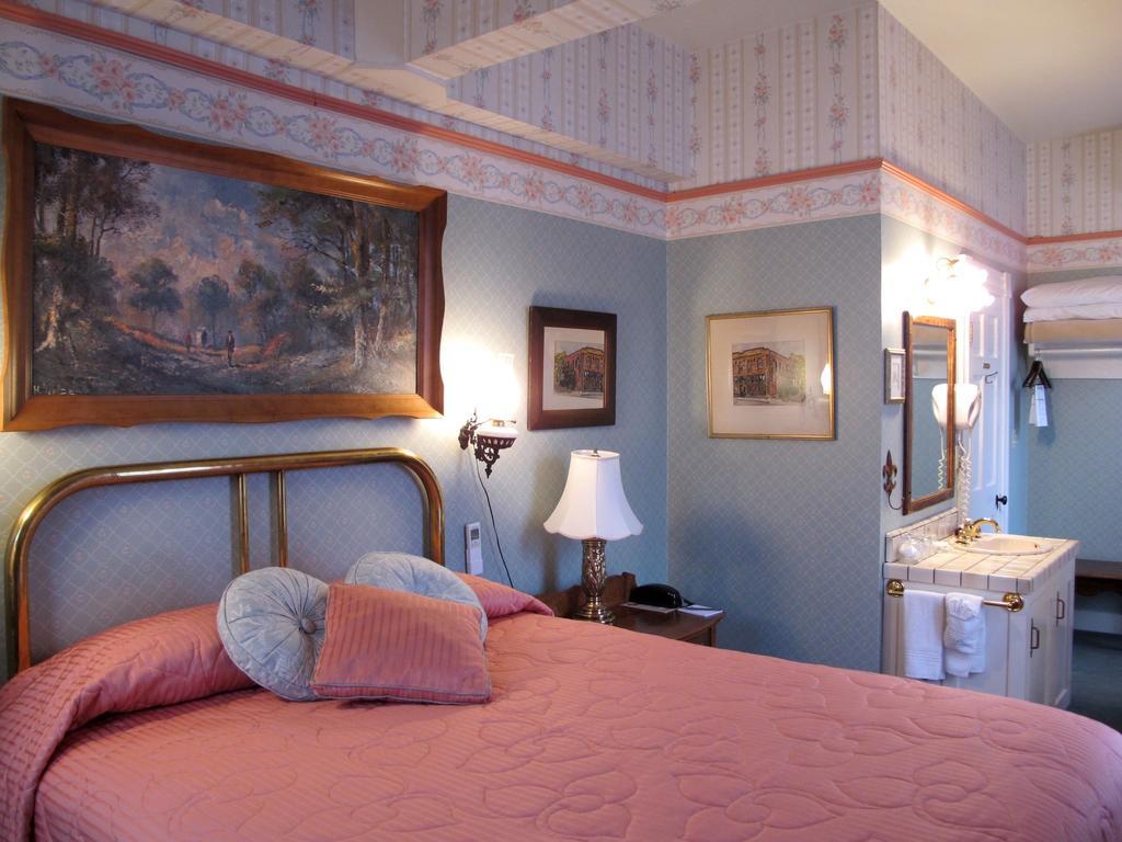 Jacksonville Inn Room photo